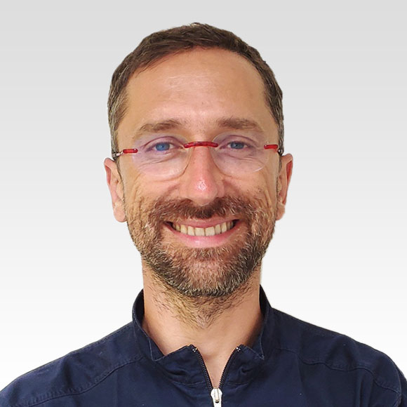 Dr. Gabriele Vaccaro Dr. Gabriele Vaccaro